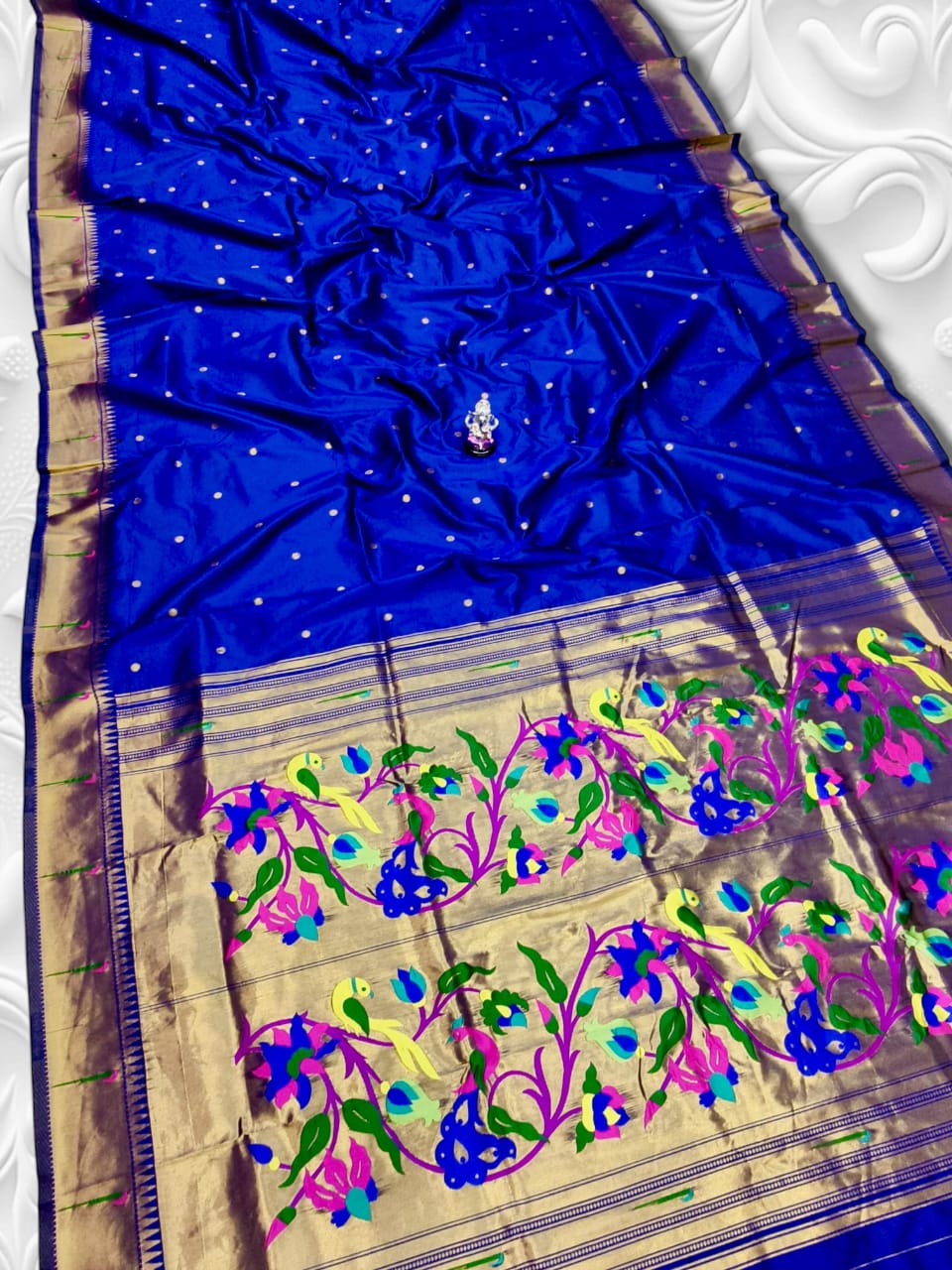 Beautiful Gauri Muniyaa Paithani