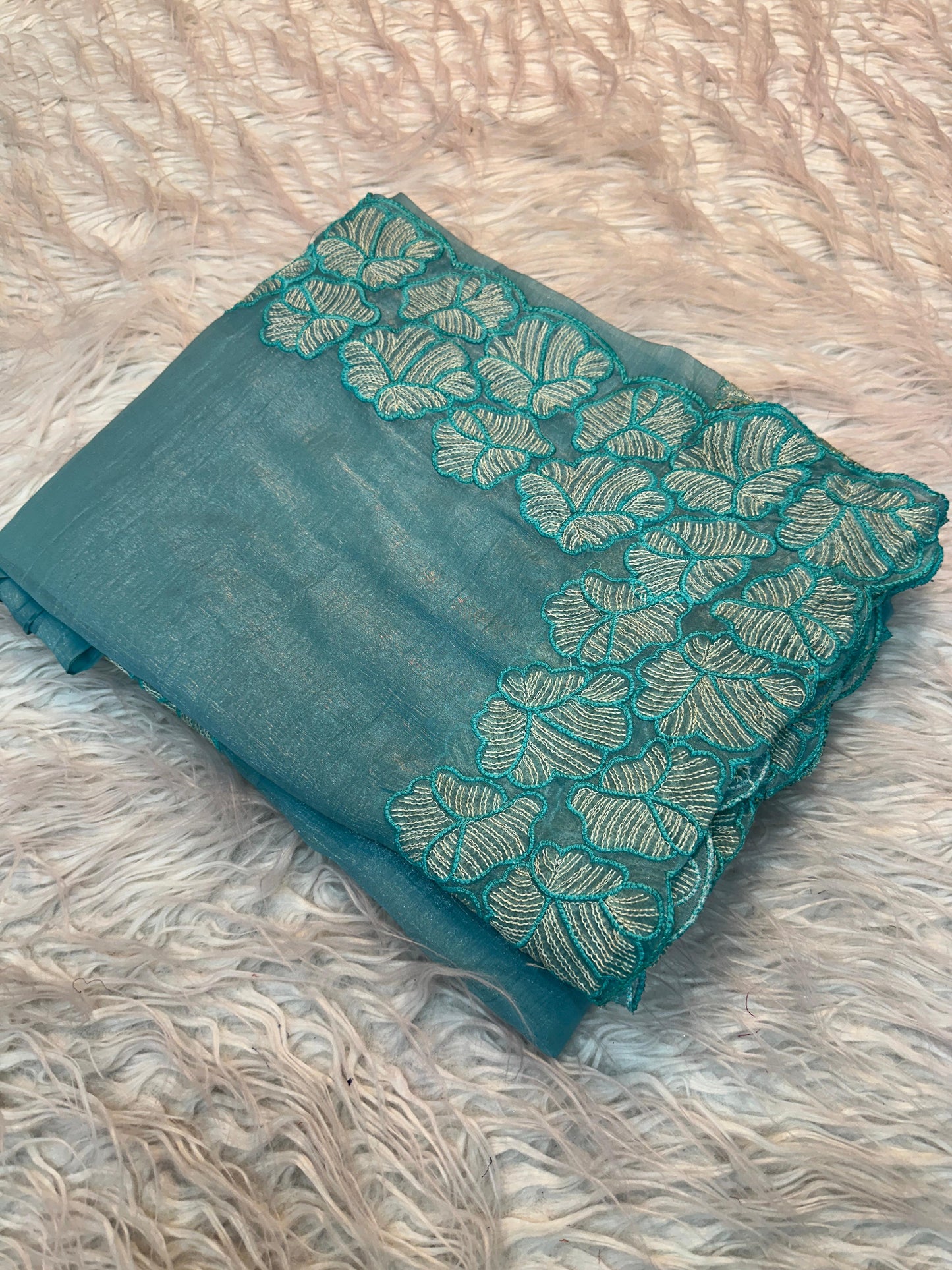 Partywear crunchy saree with running work blouse