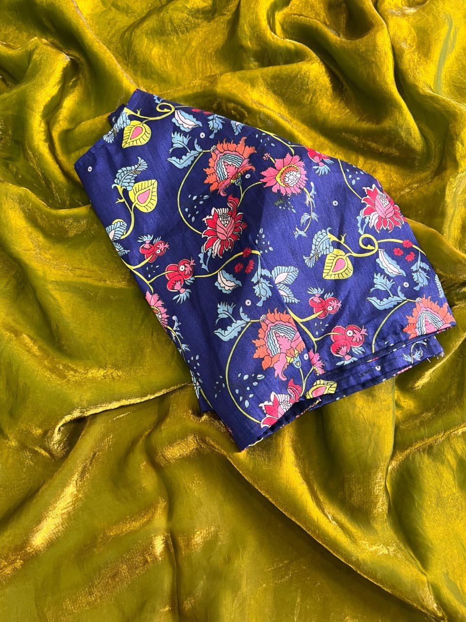 Space Silk Saree With beautiful kalamkari printed Stiched Blouse