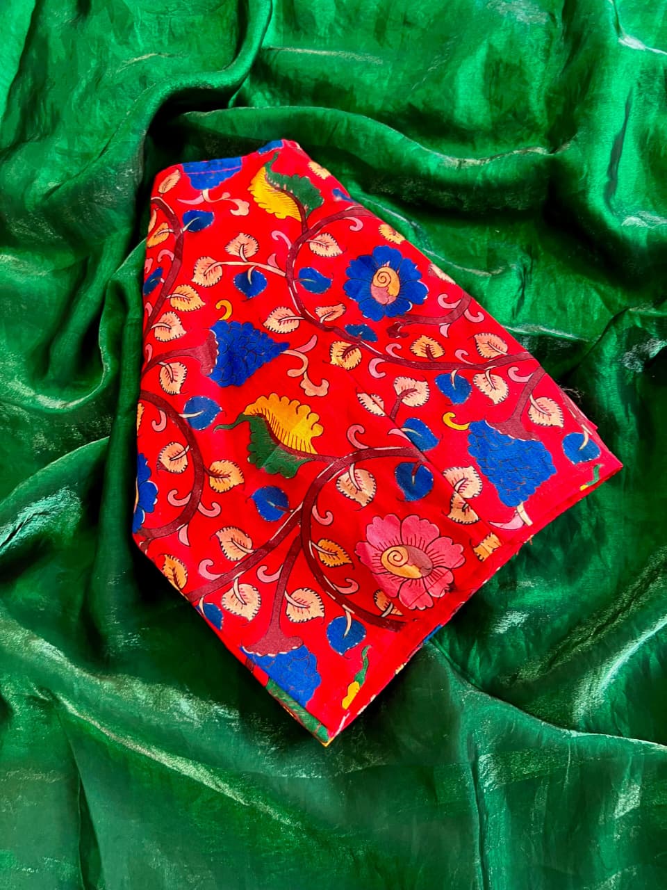 Space Silk Saree With beautiful kalamkari printed Stiched Blouse