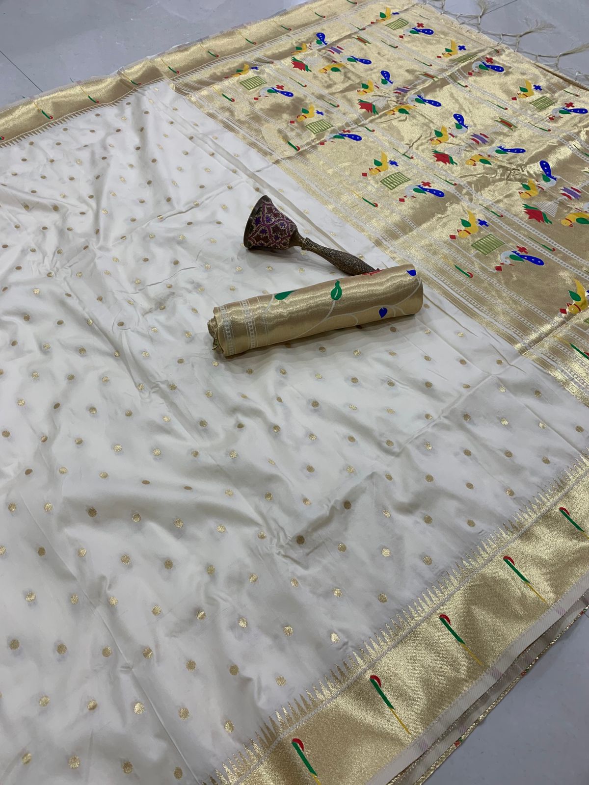 PURE SOFT GOLD ZARI KANCHIVRAM  PAITHANI SILK AND CONTRAST PEACOCK BODER AND HEAVY MINA ZARI WEAVING  PALLU