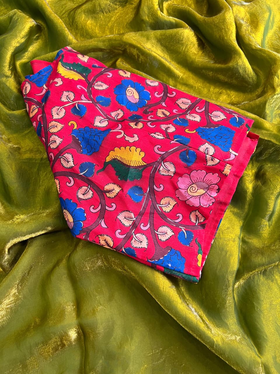 Space Silk Saree With beautiful kalamkari printed Stiched Blouse