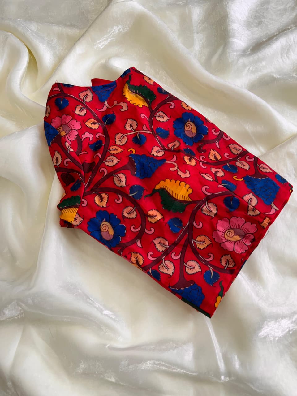Space Silk Saree With beautiful kalamkari printed Stiched Blouse