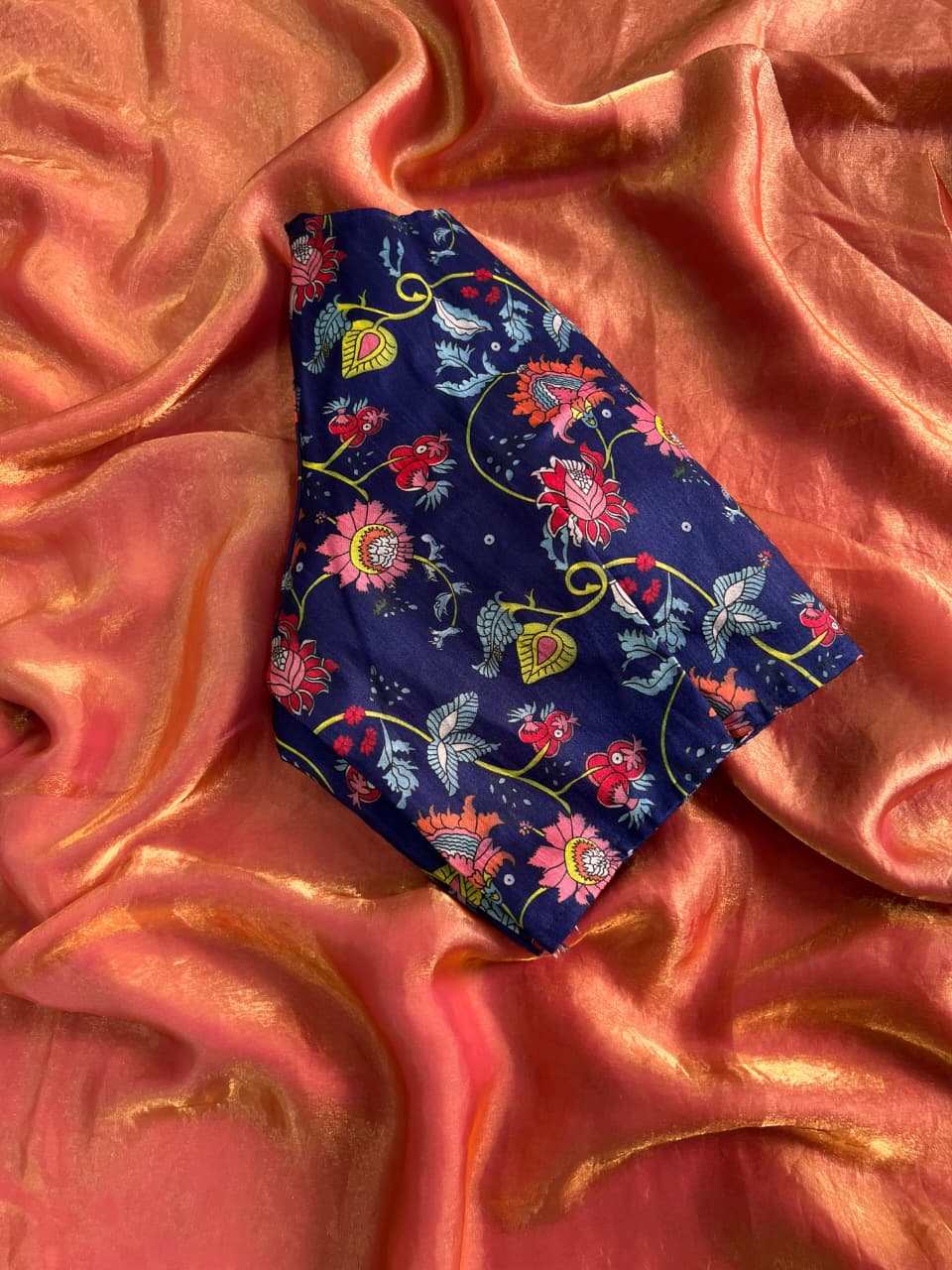 Space Silk Saree With beautiful kalamkari printed Stiched Blouse