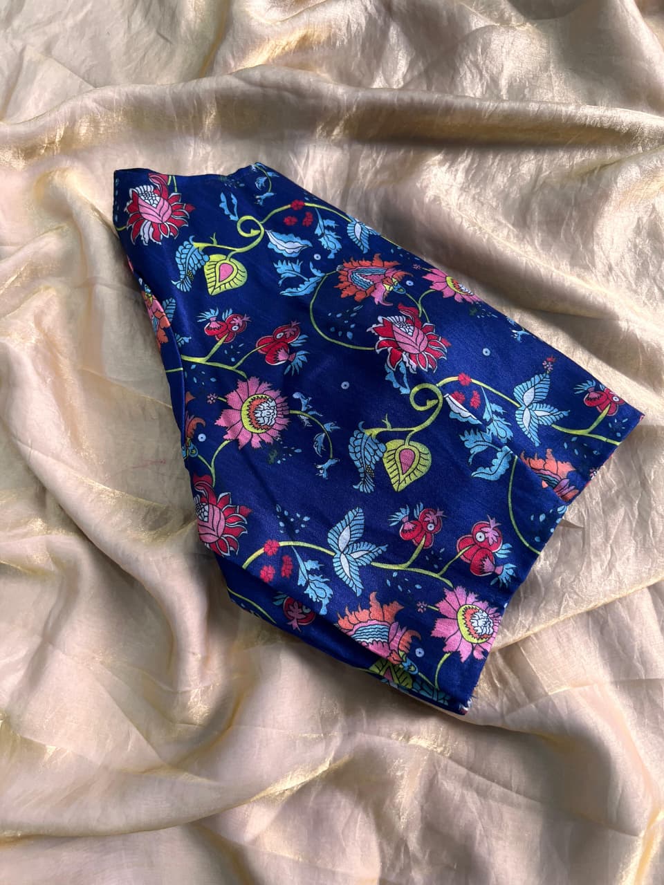 Space Silk Saree With beautiful kalamkari printed Stiched Blouse
