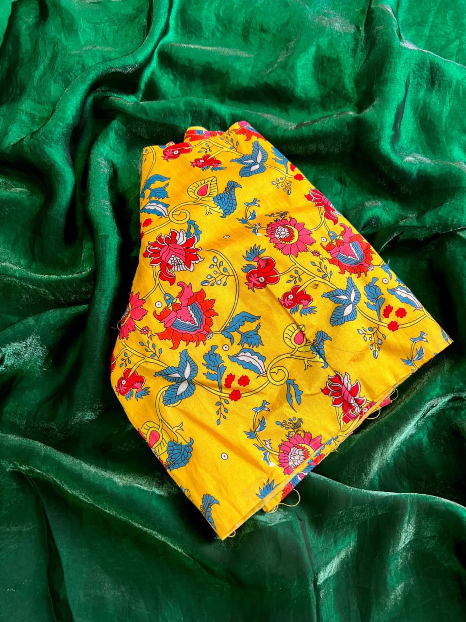 Space Silk Saree With beautiful kalamkari printed Stiched Blouse